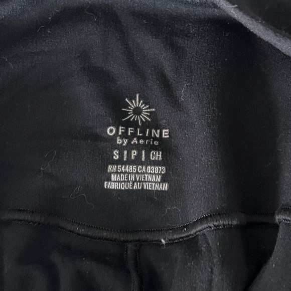 Aerie Offline Black Crossover Flare Leggings Size Small - Picture 5 of 5